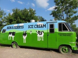 In 1986, Ben and Jerry drove across the country in the Cowmobile, a modified mobile home used to distribute free scoops of Ben & Jerry’s ice cream.