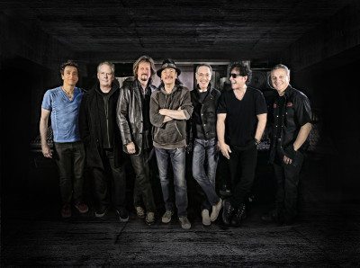 Santana 2016 (from left): Benny Rietveld, Michael Shrieve, Gregg Rolie, Carlos Santana, Michael Carabello, Neal Schon, Karl Perazzo (Photo courtesy of Santana IV)