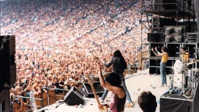 The Ramones reacting to Black Sabbath fans while opening for the latter in 1978