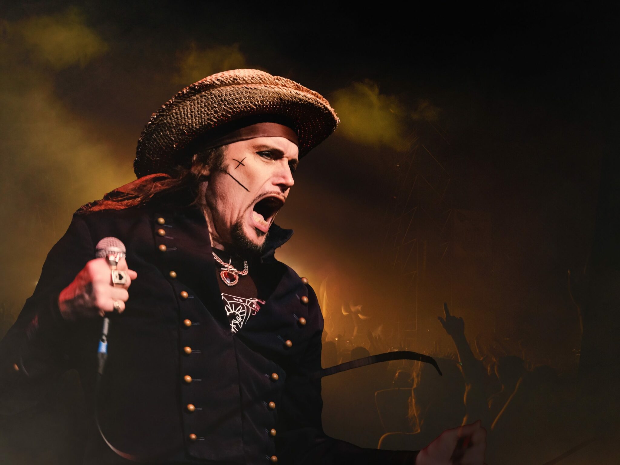 Adam Ant To Stand And Deliver With New Tour